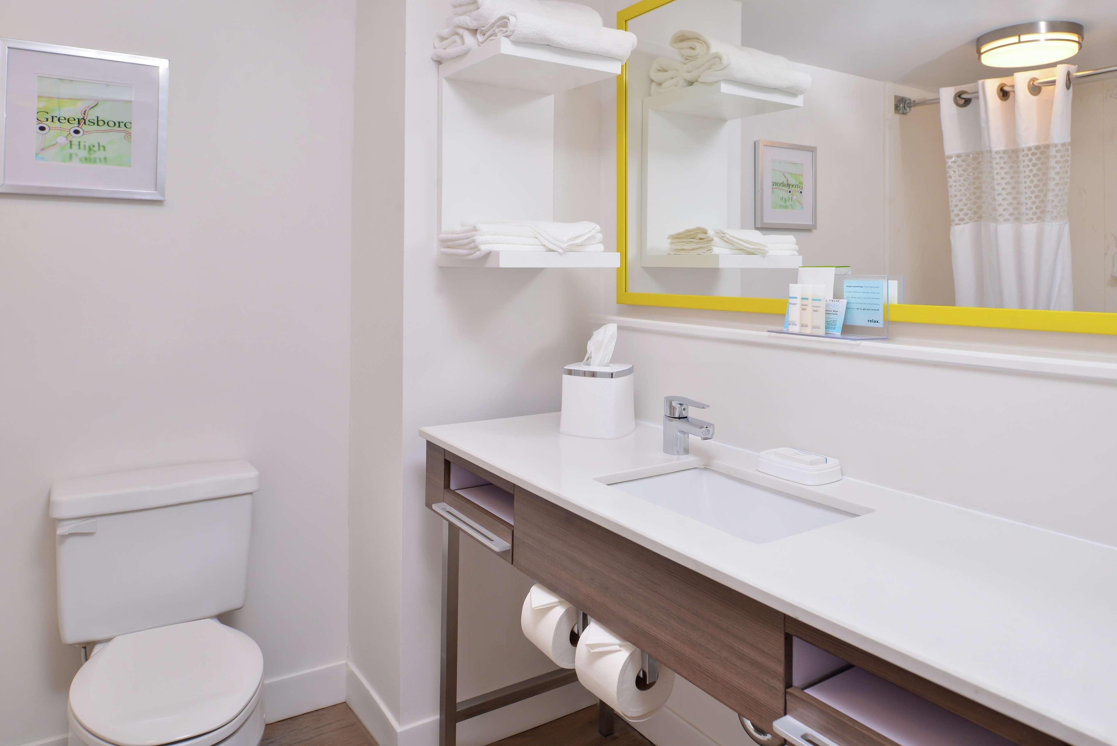 Hampton Inn Greensboro East / Mcleansville Extérieur photo