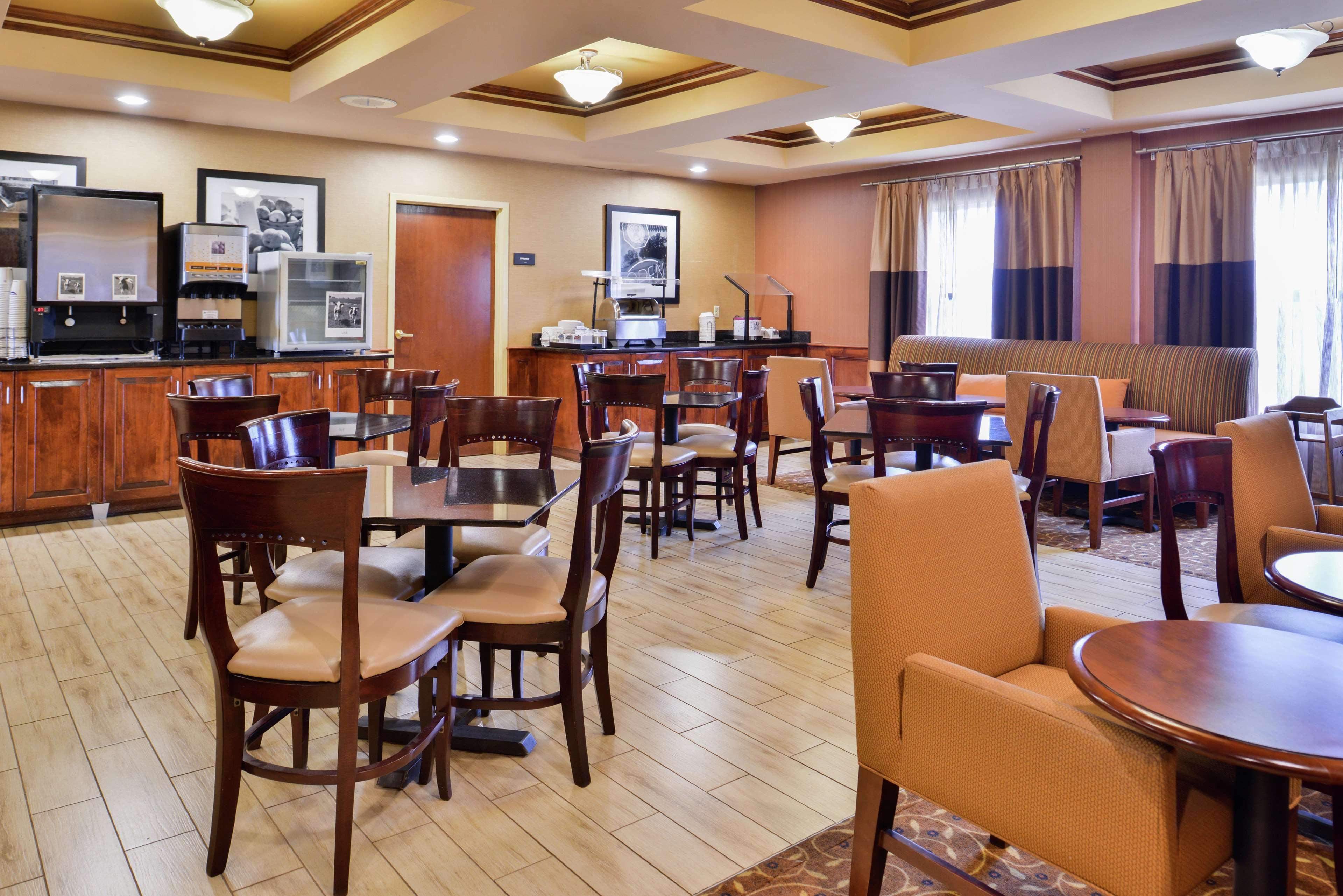 Hampton Inn Greensboro East / Mcleansville Extérieur photo