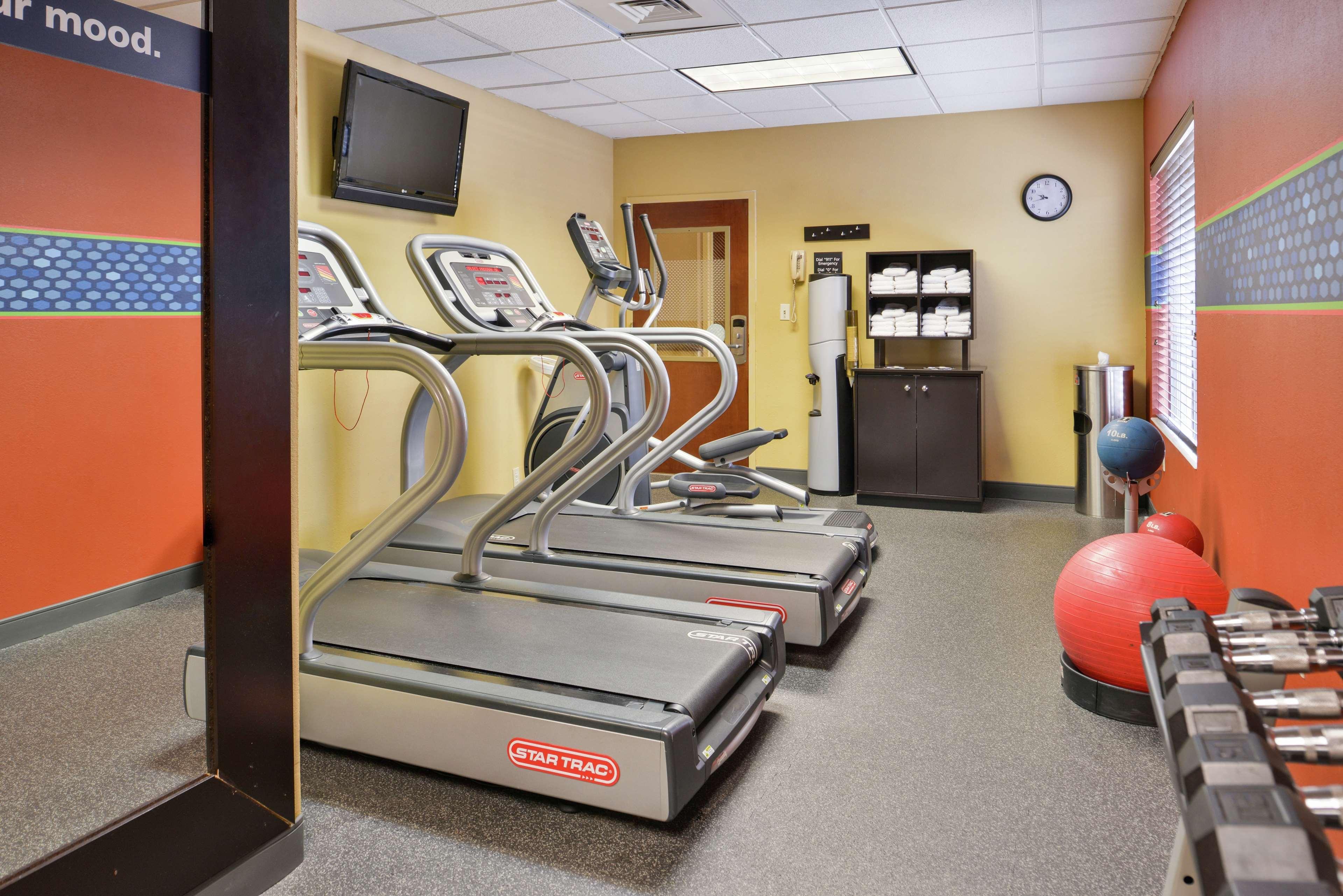 Hampton Inn Greensboro East / Mcleansville Extérieur photo