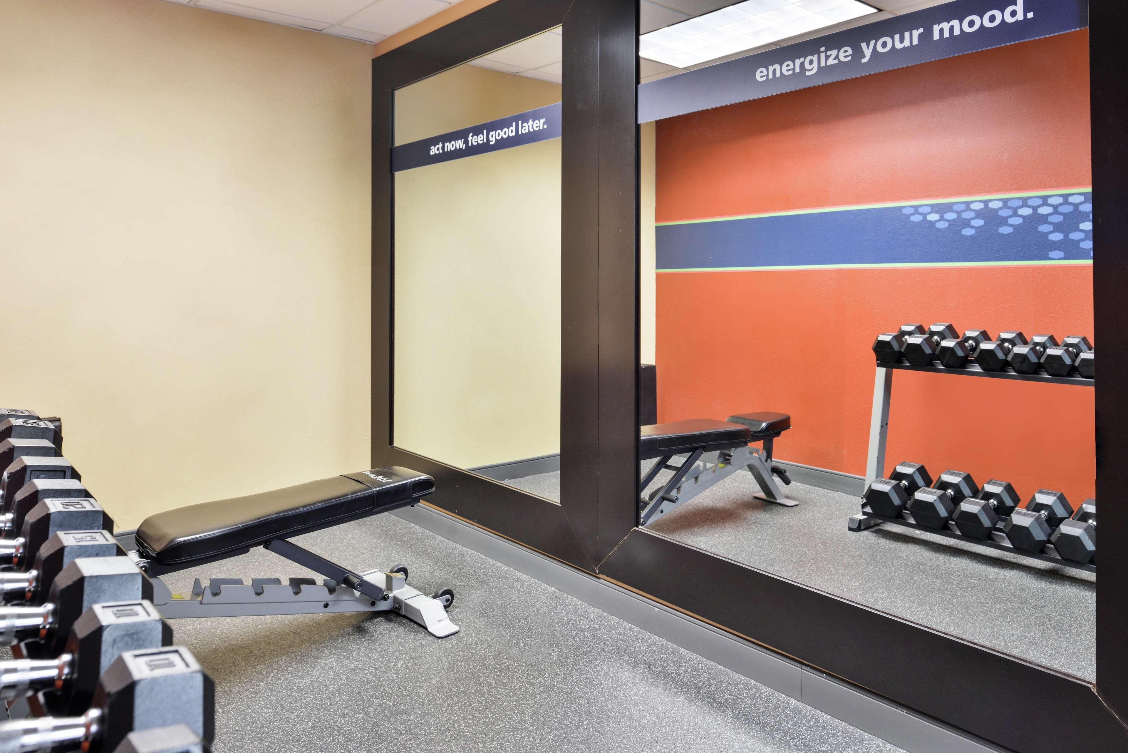 Hampton Inn Greensboro East / Mcleansville Extérieur photo