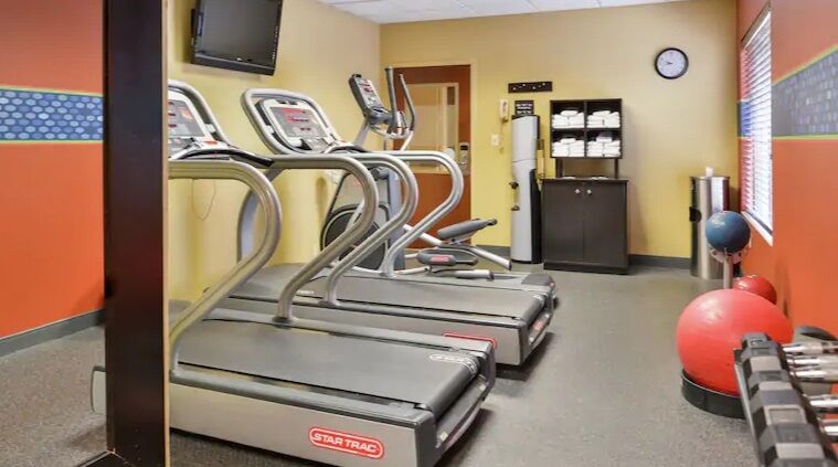 Hampton Inn Greensboro East / Mcleansville Extérieur photo